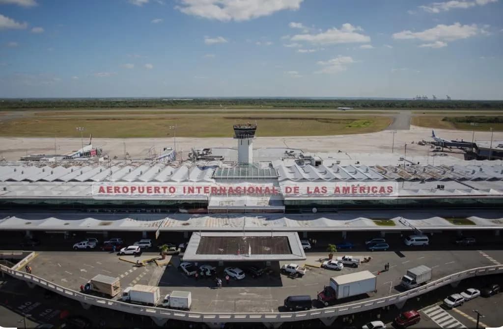 *Presidente Abinader anuncia renegociación contrato AERODOM que garantiza ingresos e inversiones entre los 1,905 a 2,155 millones de dólares*