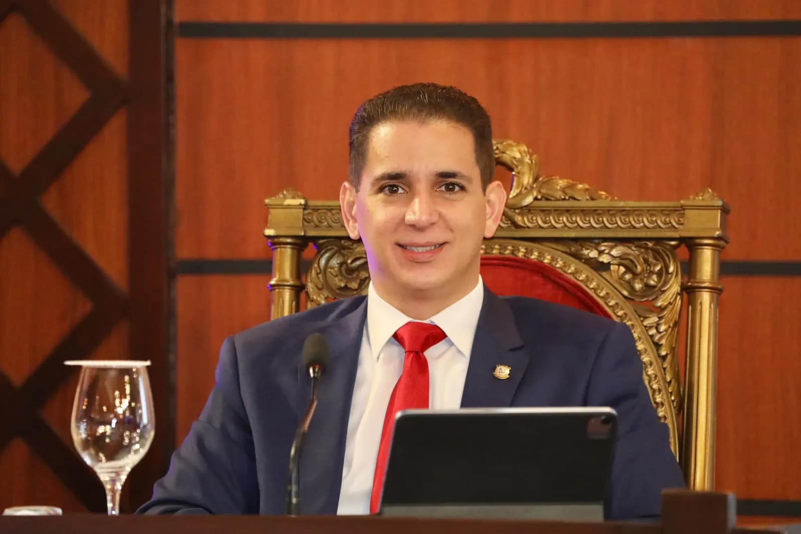 Diputado Víctor Fadul afirman serán seleccionados jueces con principios éticos y morales