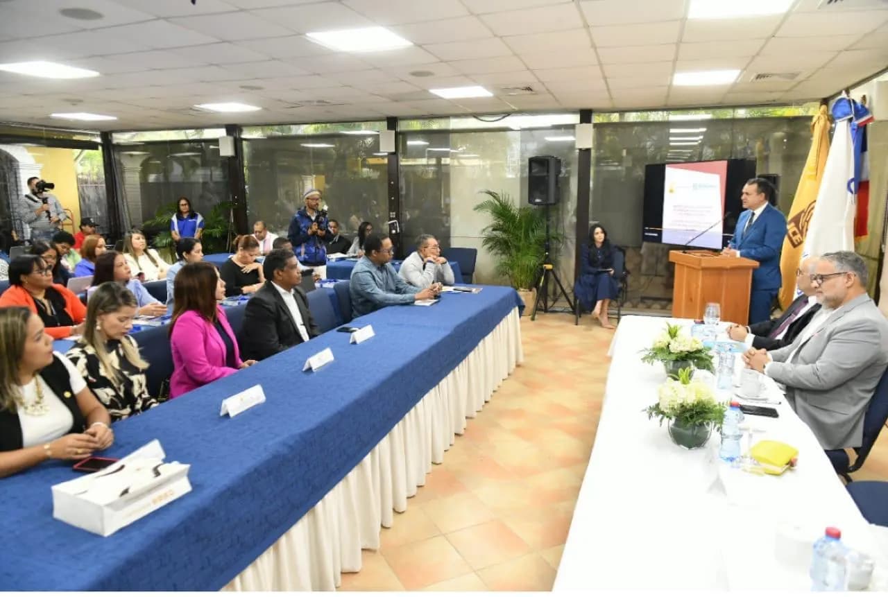El IESPEC y el IES-ENMP capacitan a más de 200 fiscales electorales en Derecho Penal Electoral a nivel nacional