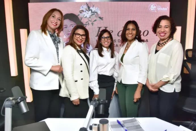 Cuando una dominicana convierte el periodismo y la poesía en resistencia