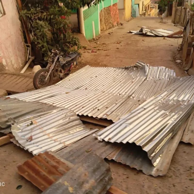 Suspenden clases por fuertes vientos en Constanza