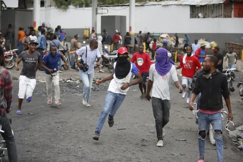 Policía haitiana mata a 5 de la fuerza BSAP aliada a Guy Philippe