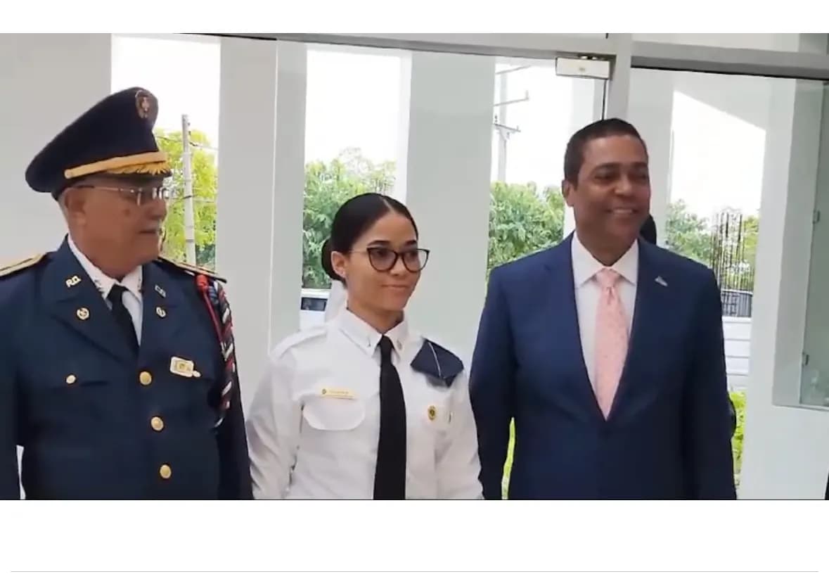 Presidente de la Liga Municipal saluda dignificación salarial de los bomberos dominicanos