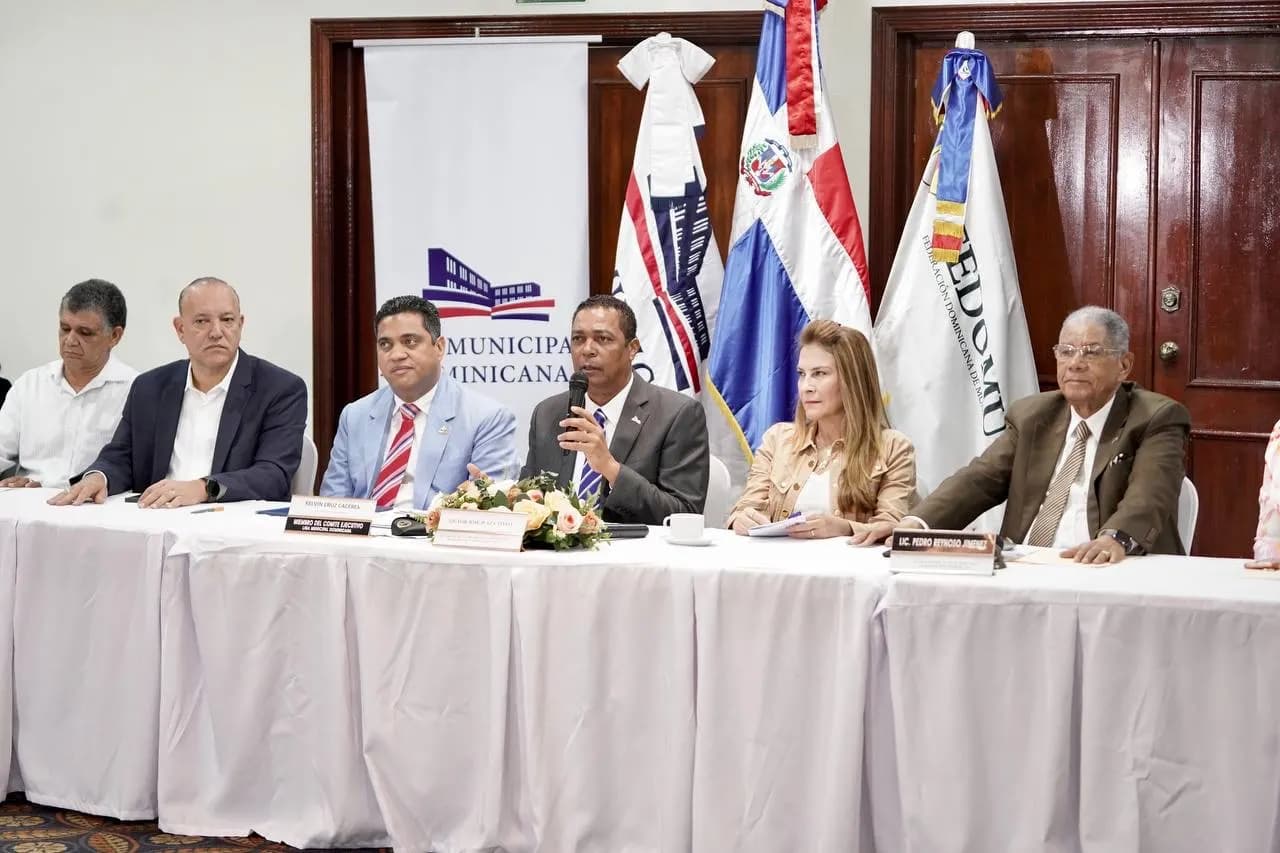 Liga Municipal Dominicana capacitará autoridades municipales electas en coordinación con entidades municipalistas y organismos rectores y de control del Estado