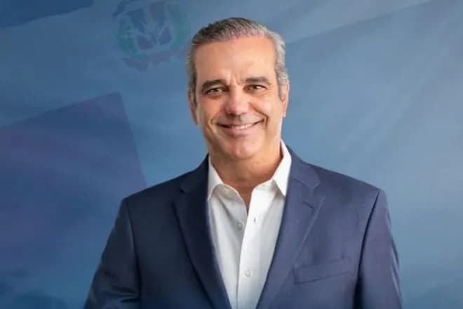 Abinader: no puede pasar este año sin aprobar modificación a Ley de Contrataciones Públicas