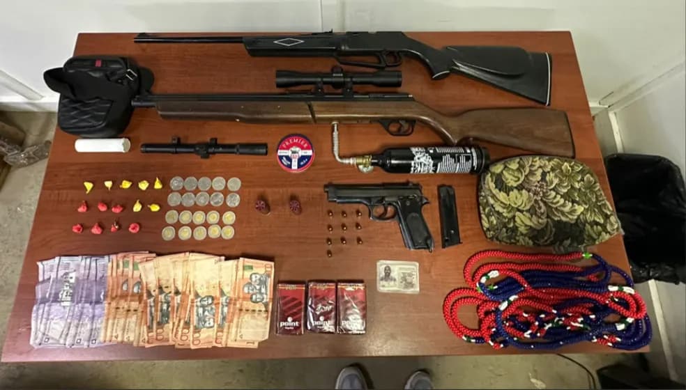 Realizan allanamientos simultáneos en Santiago; arrestan 6 y ocupan máquinas tragamonedas