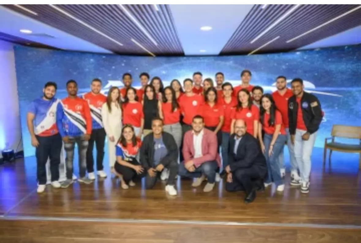 Banreservas respalda equipo “Apolo 27” en la competencia HERC de la NASA