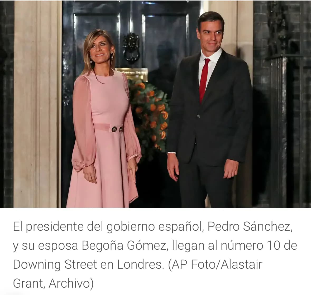 Pedro Sánchez se plantea dejar de ser presidente tras las informaciones sobre Begoña Gómez: “Soy un hombre profundamente enamorado de mi mujer. Necesito parar”