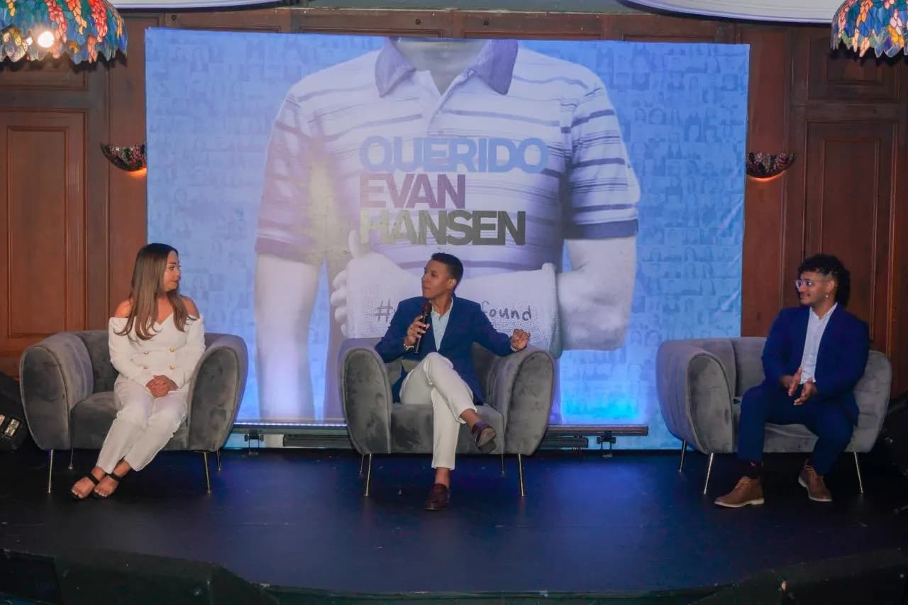 Presentan musical Querido Evan Hansen, una profunda exploración de la autenticidad y la empatía.