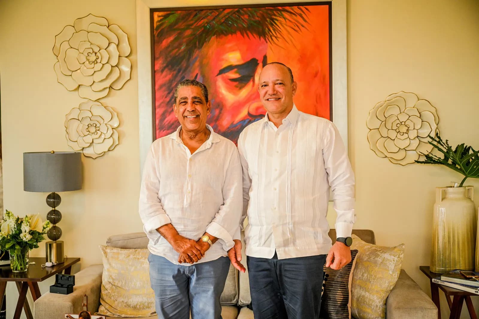 Ulises Rodríguez recibe visita del Congresista Norteamericano Adriano Espaillat