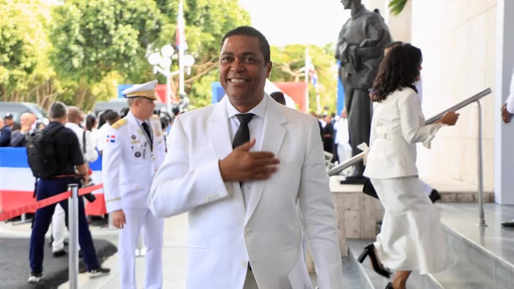 Victor D´Aza saluda discurso del presidente Luis Abinader a favor reformas municipales
