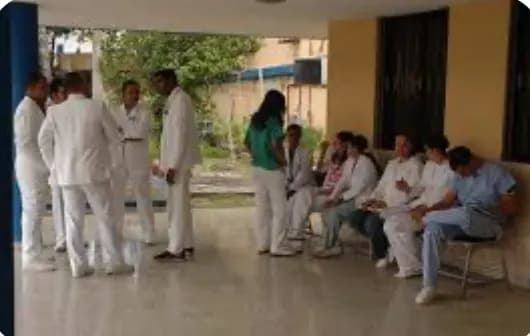 Médicos anuncia paro por 72 horas en todos los hospitales a partir del martes