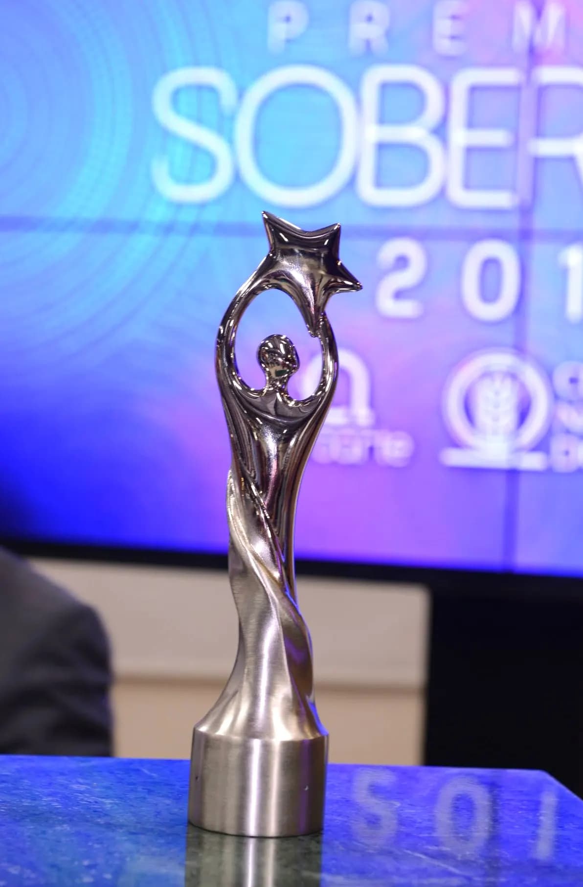 Premios Soberano renueva acuerdo con Univisión para transmitir la 40ª edición de 2025