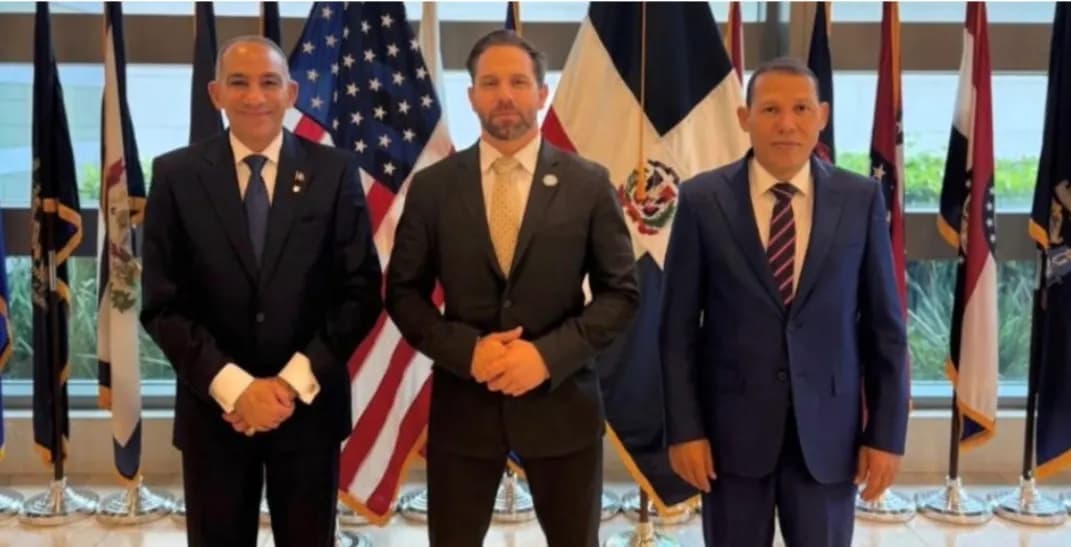 EE.UU. y República Dominicana refuerzan cooperación contra el narcoterrorismo en el Caribe