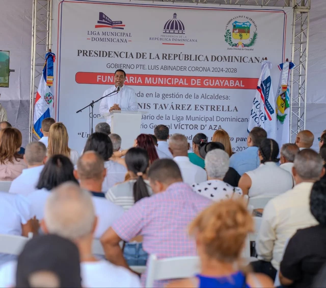 LMD destina más de RD$27 millones de pesos a obras y servicios municipales para la gente de Guayabal