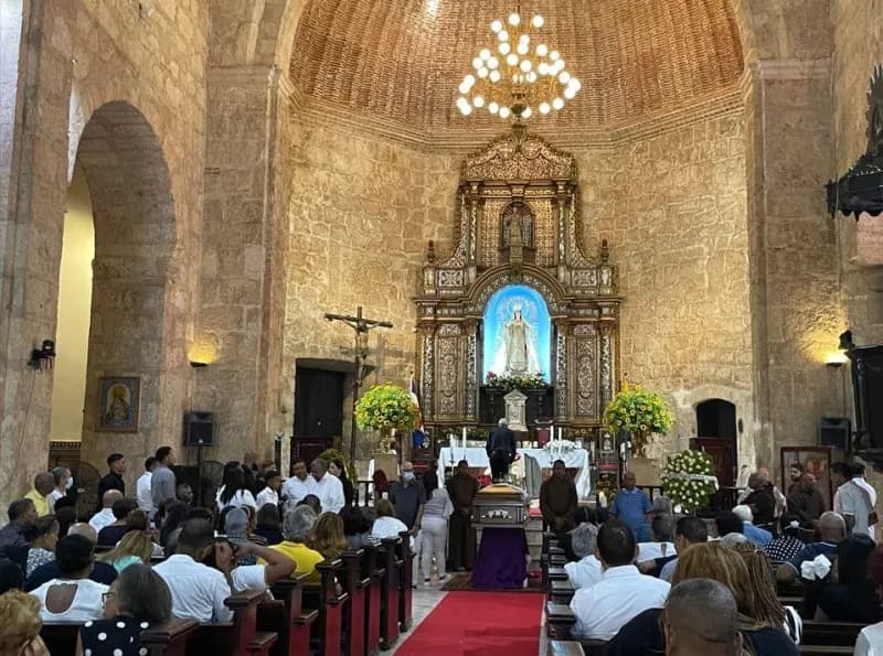 Feligreses despiden con pesar a Fray Máximo Rodríguez