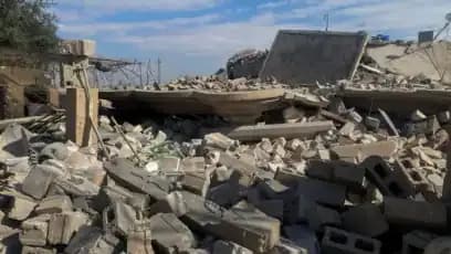 Al menos seis combatientes kurdos murieron tras un ataque con drones a una base que alberga tropas estadounidenses en Siria