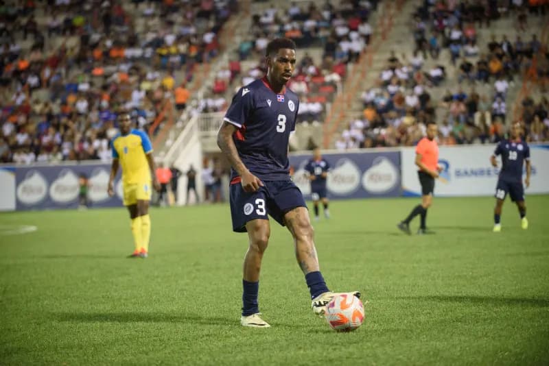 RD vence a Aruba en debut de Junior Firpo