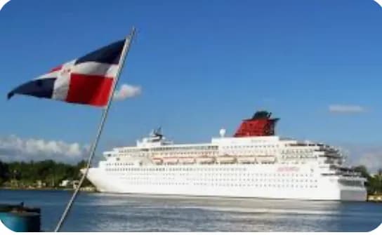 Pedernales recibe segundo crucero con más de 2,700 visitantes