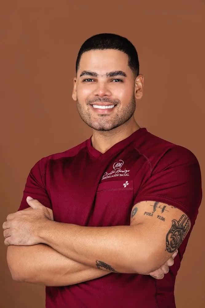Doctor Abel Mendoza Acosta más del 45 por ciento de la población dominicana ha utilizado procedimientos faciales estéticos o correctivos.