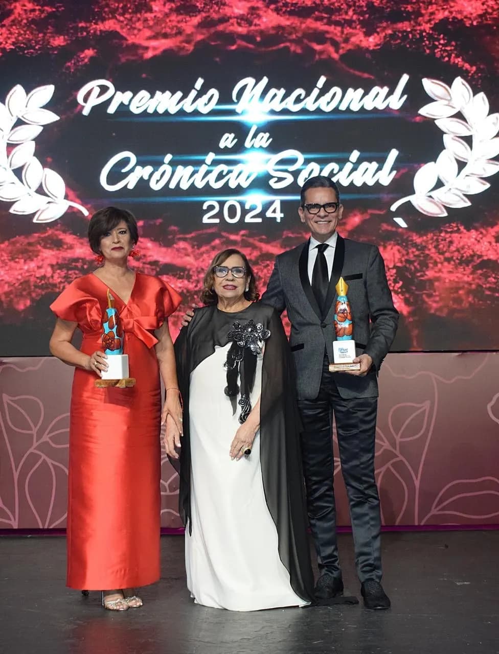 Asociación Dominicana de Cronistas Sociales reconoce la trayectoria de pioneros y fundadores