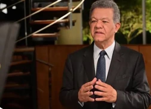 Leonel Fernández pide retomar diálogo por la paz en Venezuela