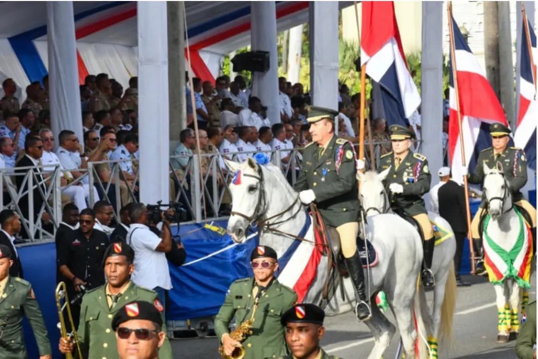 Gobierno suspende desfile militar del lunes 30 de marzo "por austeridad"